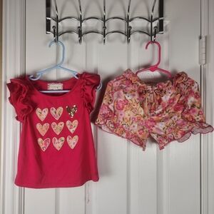 Hearts shorts set size 4t
